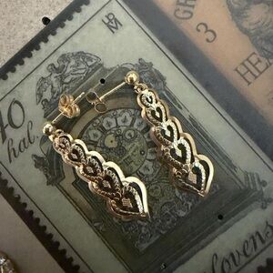 Stampd Gold Heart Earrings